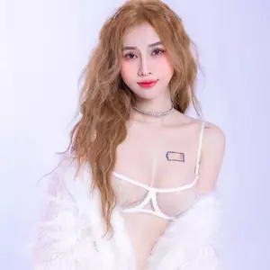 Lộ Clip Tiktoker Trần Bảo Nhi (Maybaby ) Chat sex thủ dâm với bạn trai